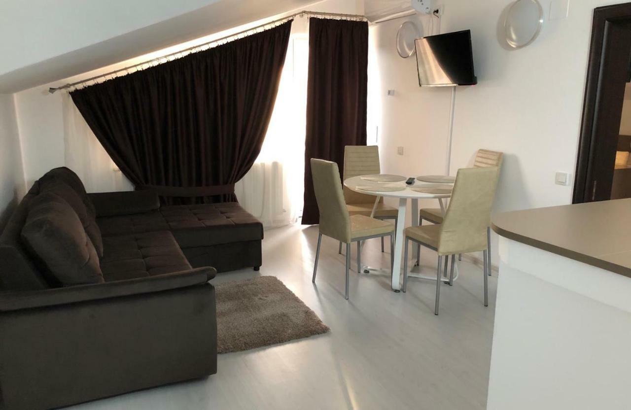 Fast Airport Accomodation Otopeni Eksteriør bilde